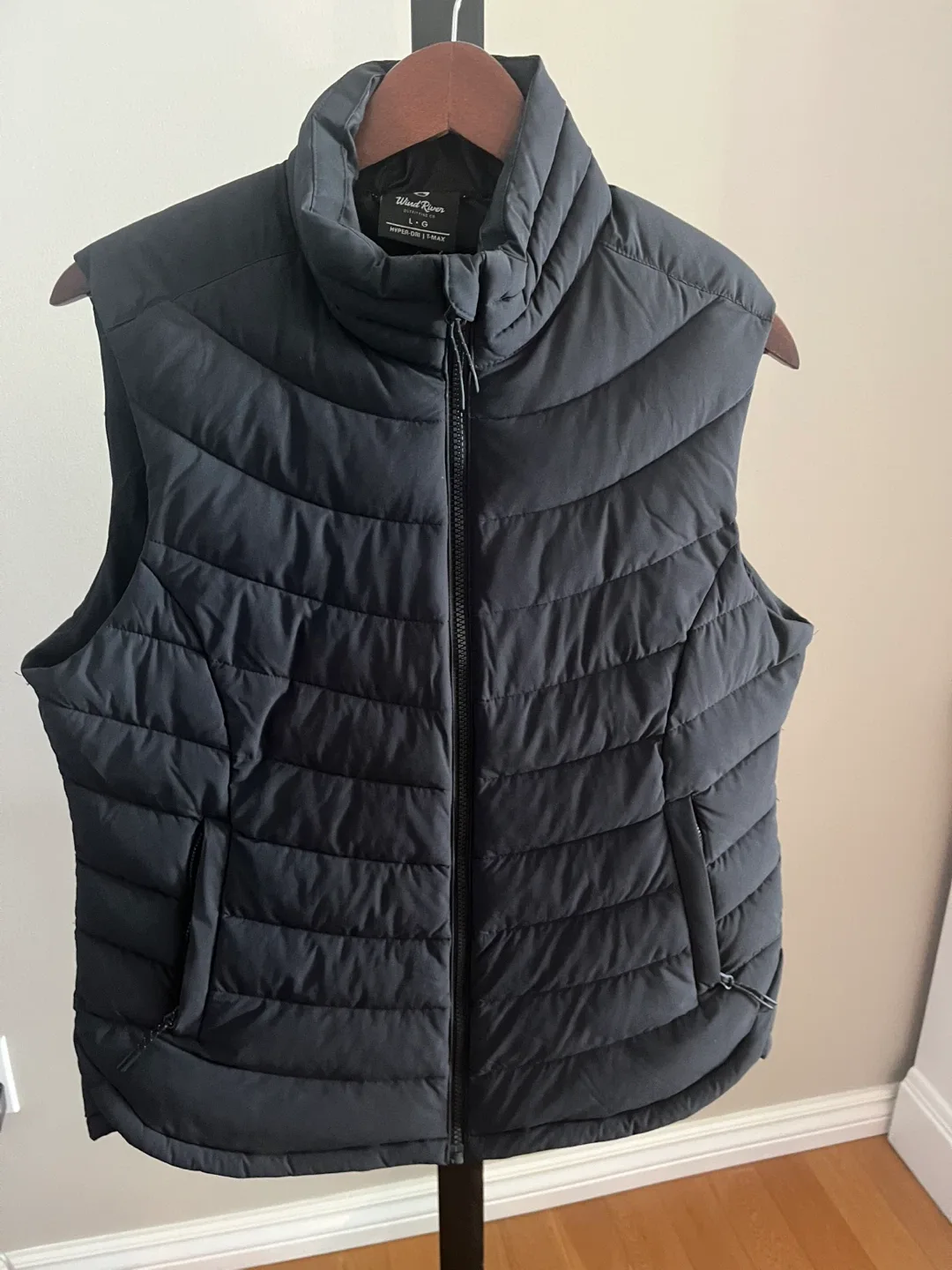 WindRiver Women’s Hyper Dri Puffer Vest - Size L thumbnail