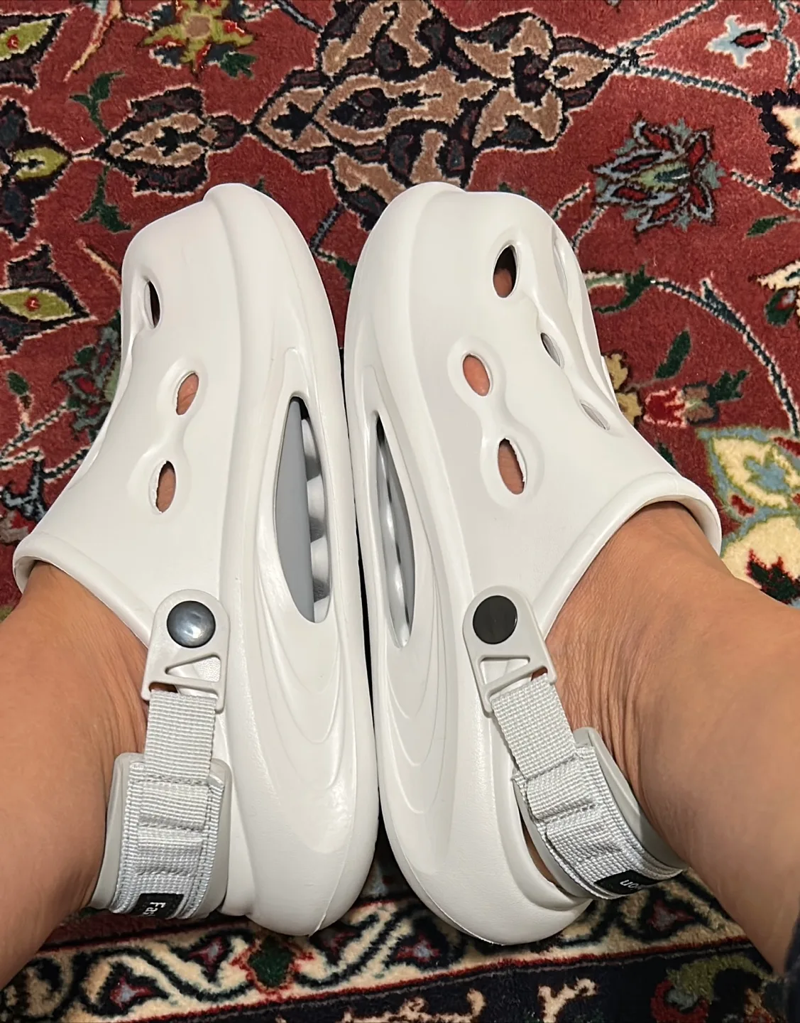 White Fashion Clogs image indicator(2)