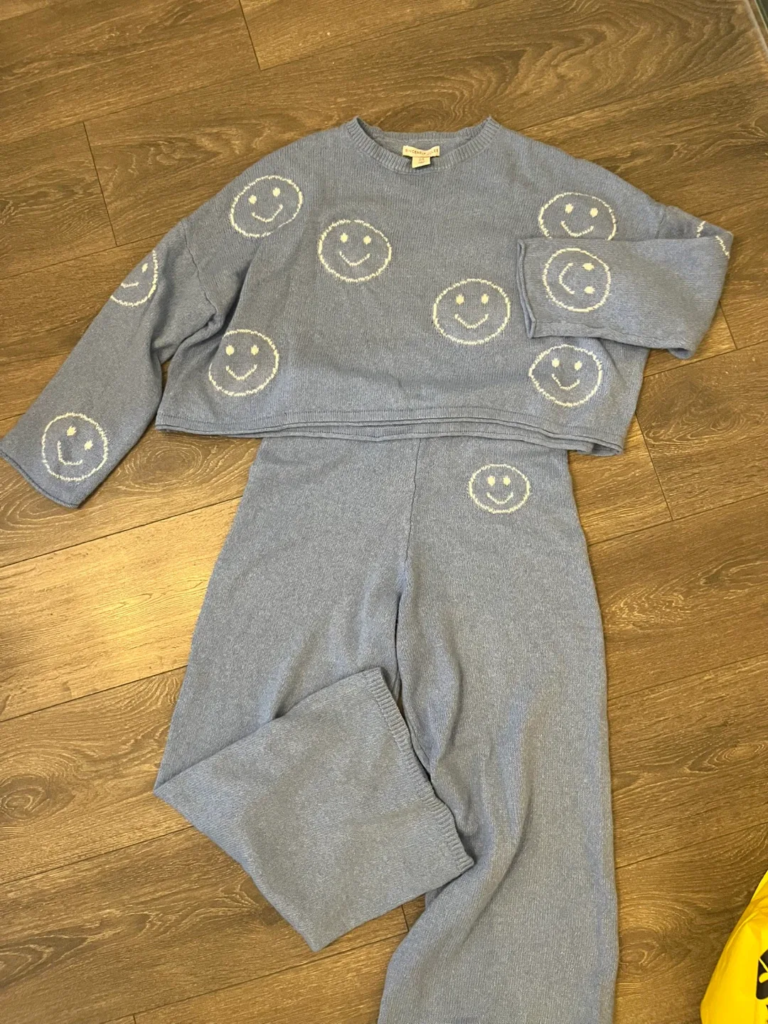 Sincerely Jules Smiley Face Sweater Set thumbnail