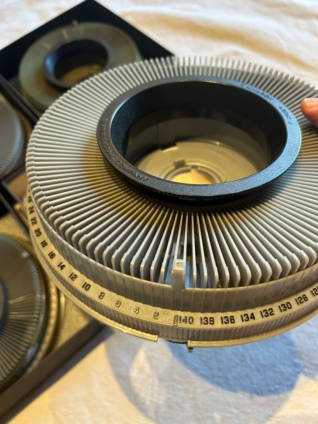 Kodak Carousel Transvue 140 Slide Tray image indicator(2)