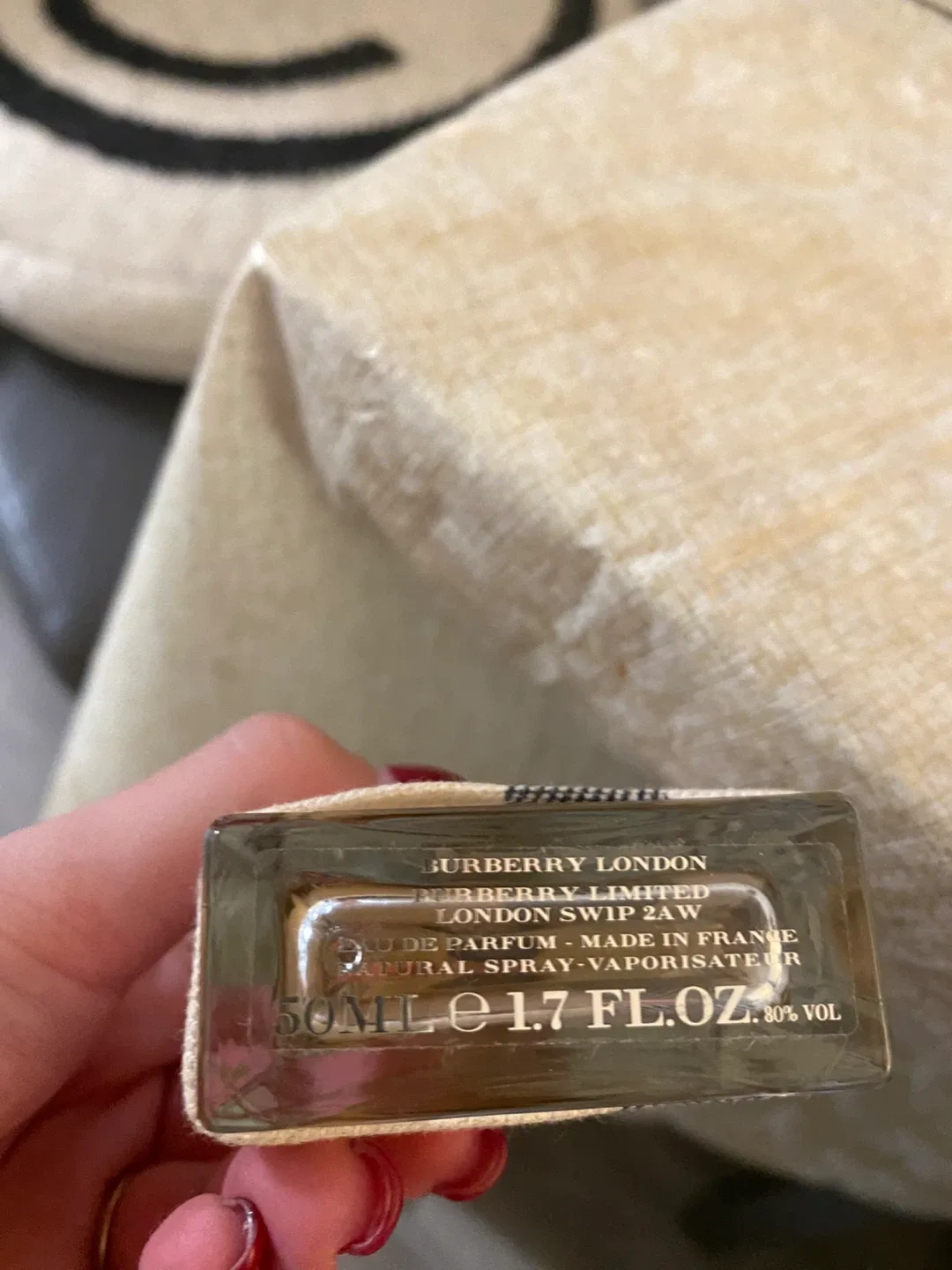 Burberry london perfume 50mL image indicator(2)