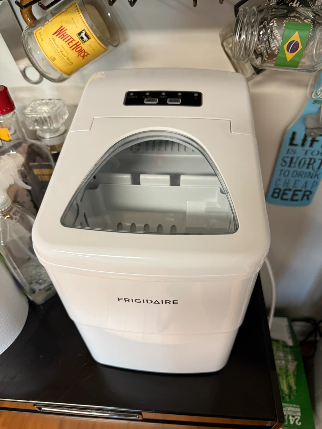 Frigidaire Ice Maker - Like New!