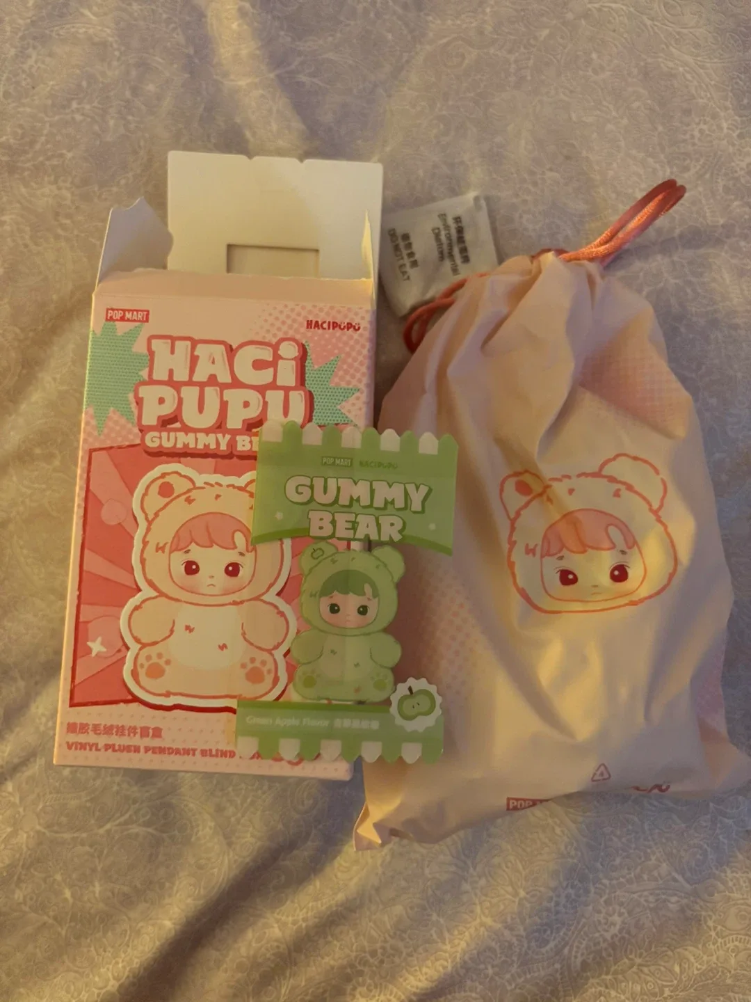 POP MART Hacipupu Gummy Bear Green Apple Flavor thumbnail