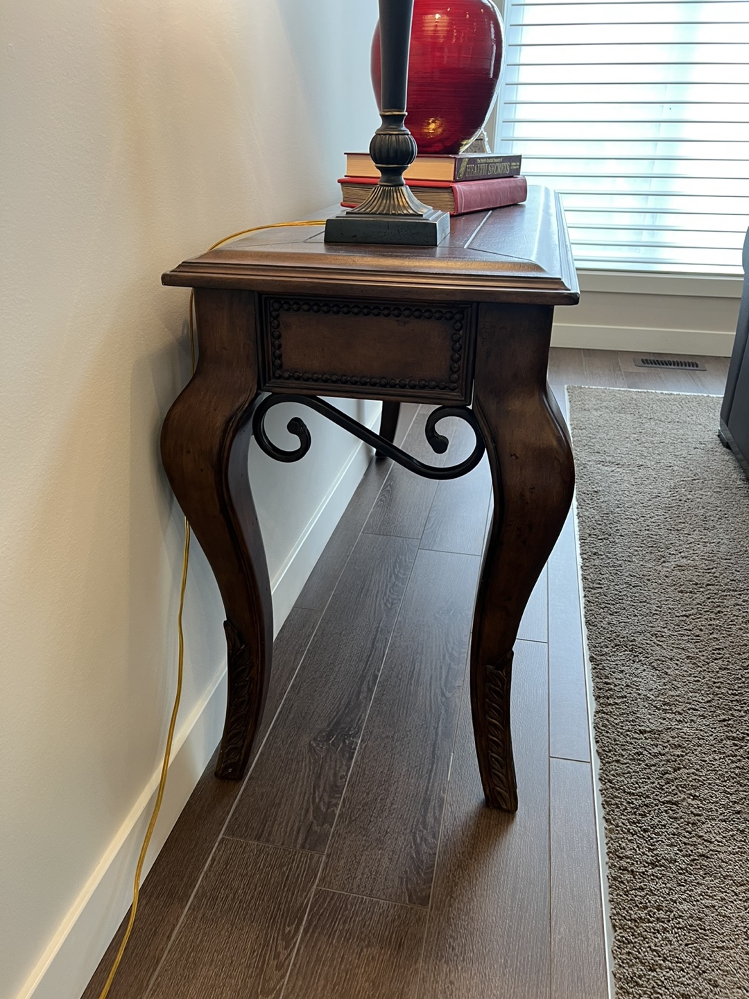 Beautiful Living/Family Room Table Set - photo 4