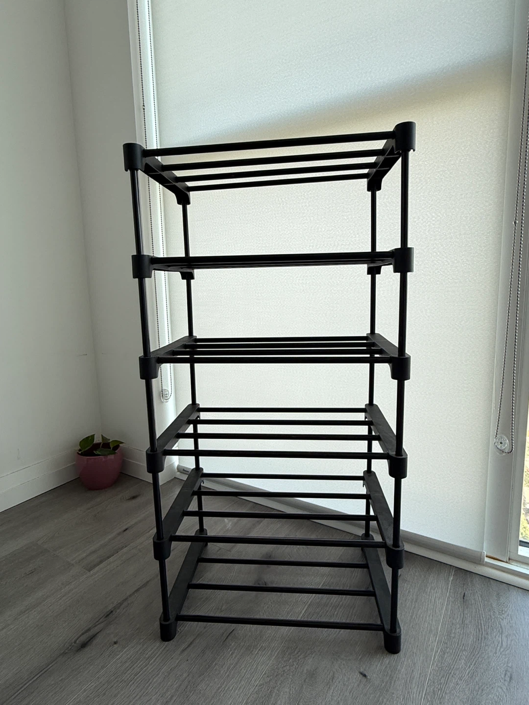 Black Shoe Rack
