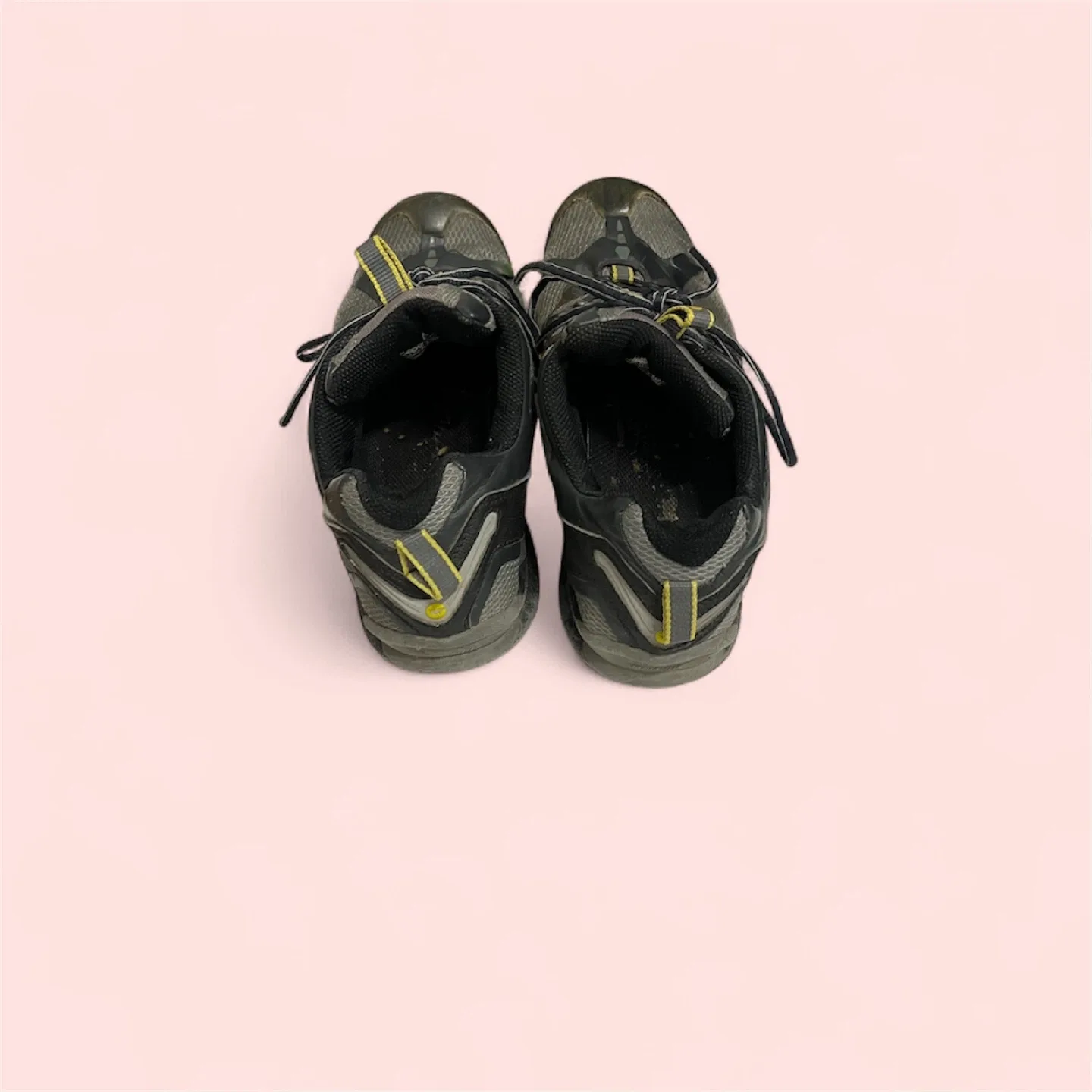 Hi-Tec Men's Hiking Shoes - Size 9 image indicator(5)