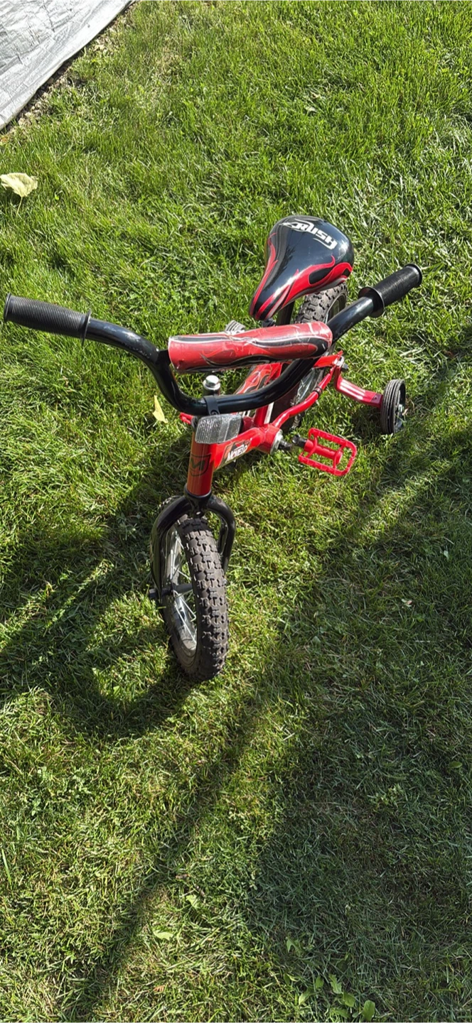 Movelo Red & Black Kids Bike with training wheels ( 12 1/2” ) - photo 2