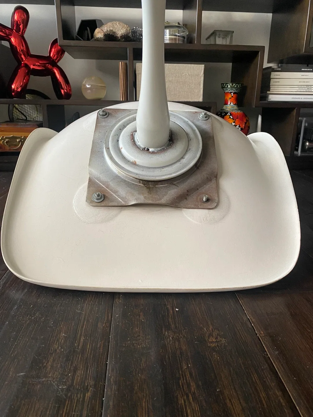 Saarinen Style: Tulip Side Swivel Chair image indicator(10)