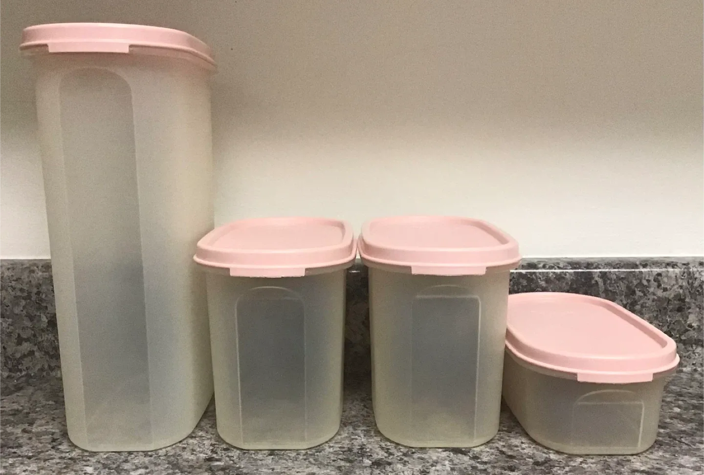 Tupperware Items thumbnail