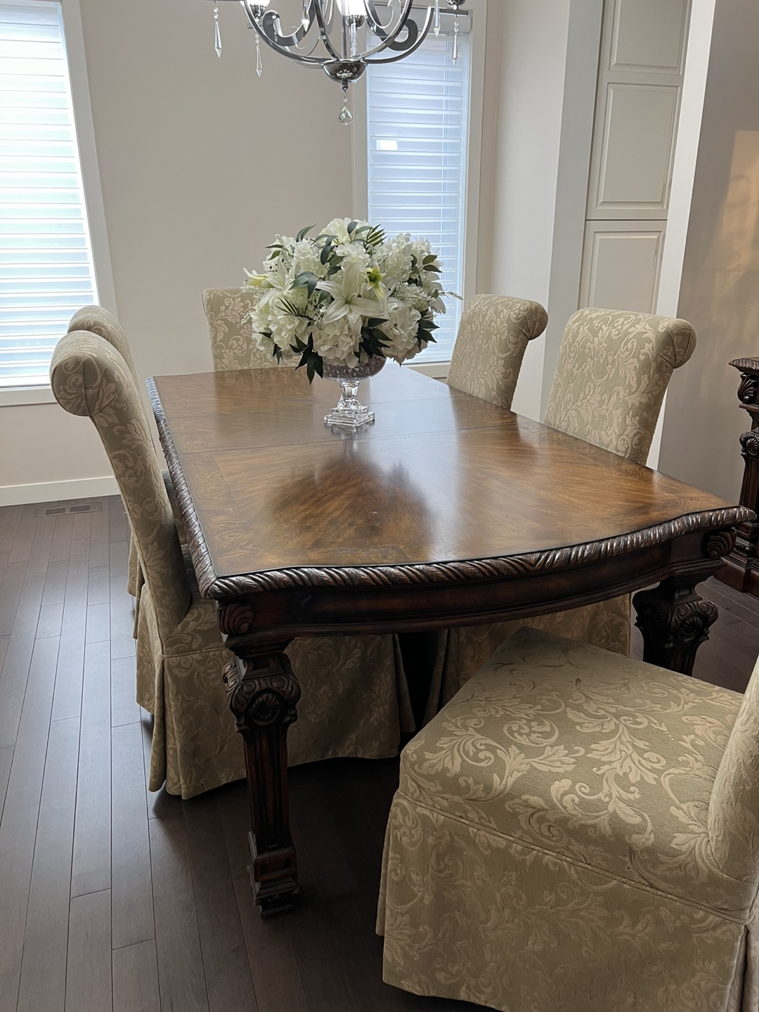 Gorgeous Formal Dining Room Set - photo 3