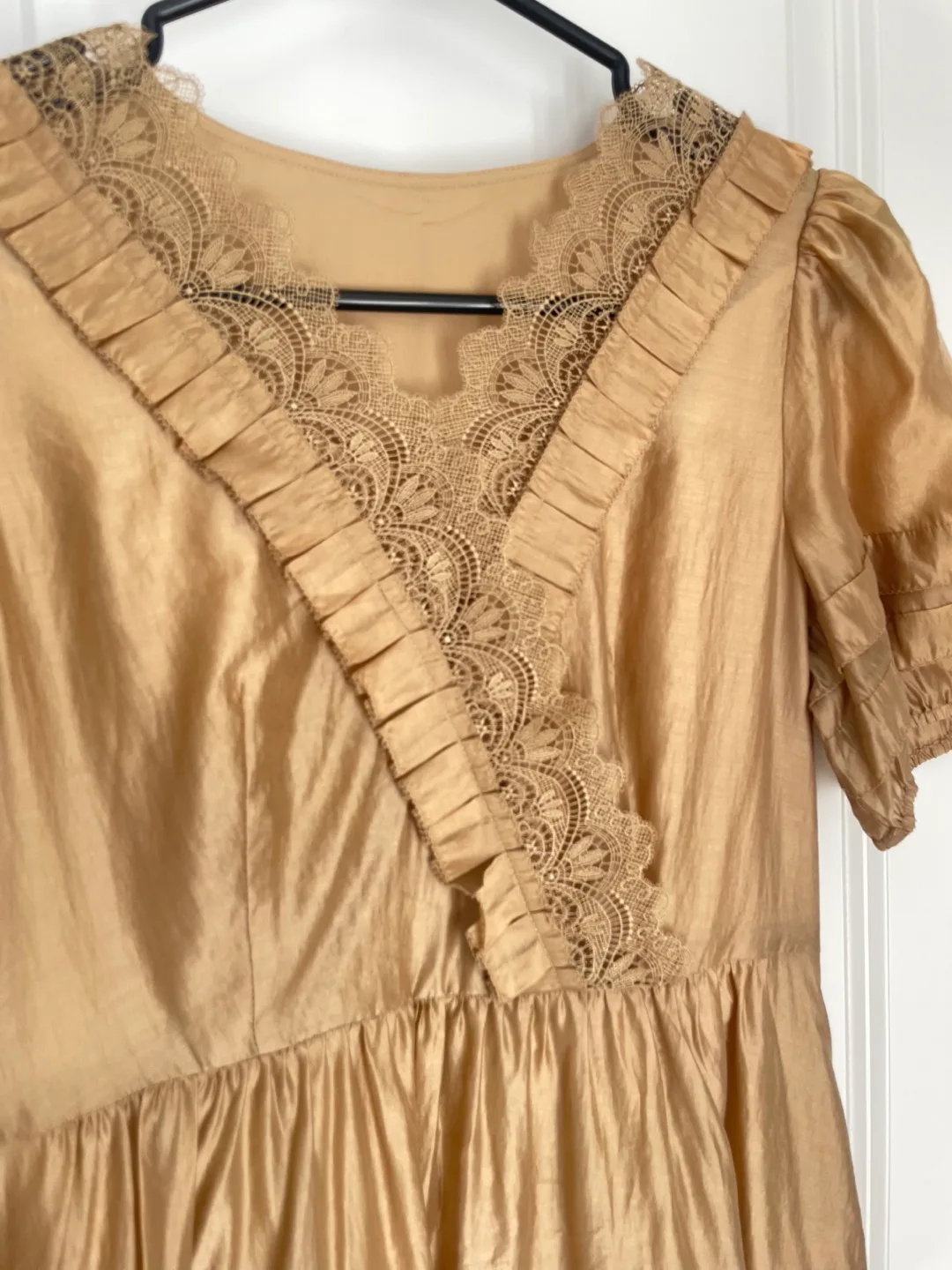 Gold Dress with Lace Detail, size M thumbnail