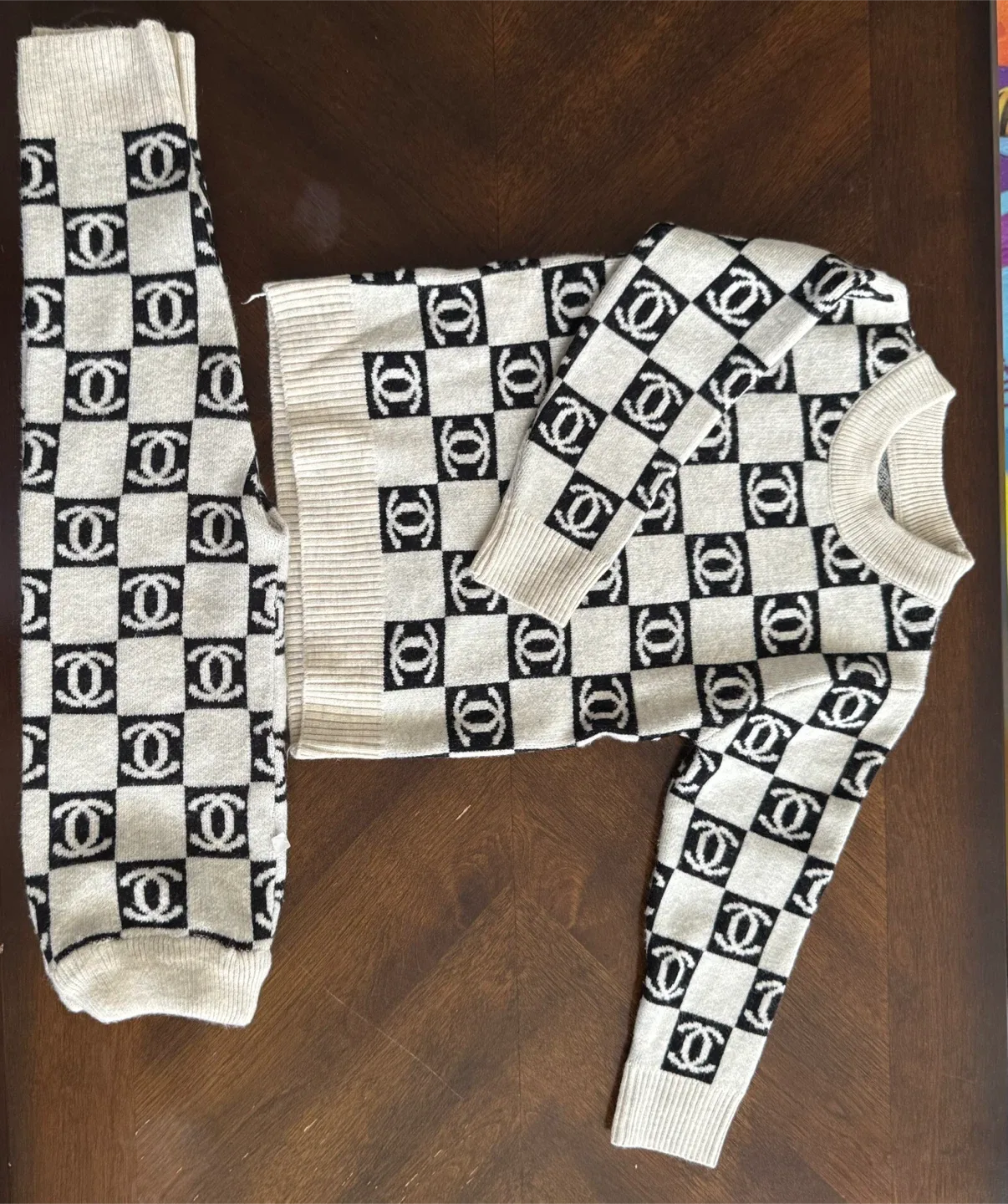 Cloths for kids thumbnail
