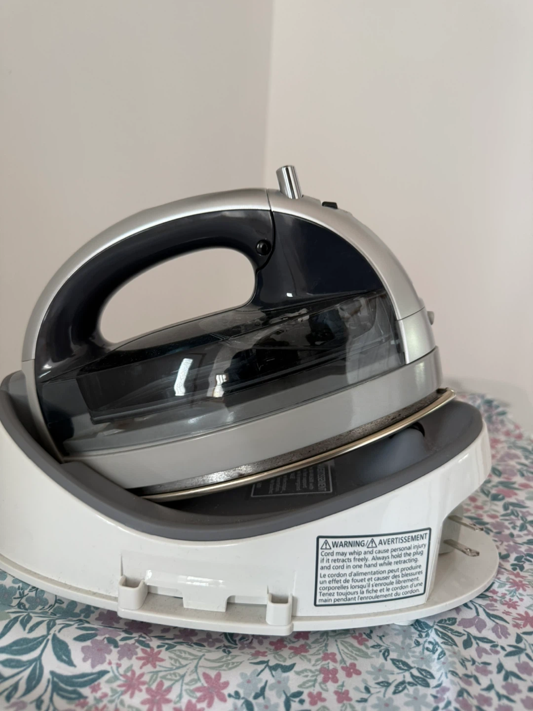 Panasonic Cordless Steam Iron – Excellent Condition - photo 4