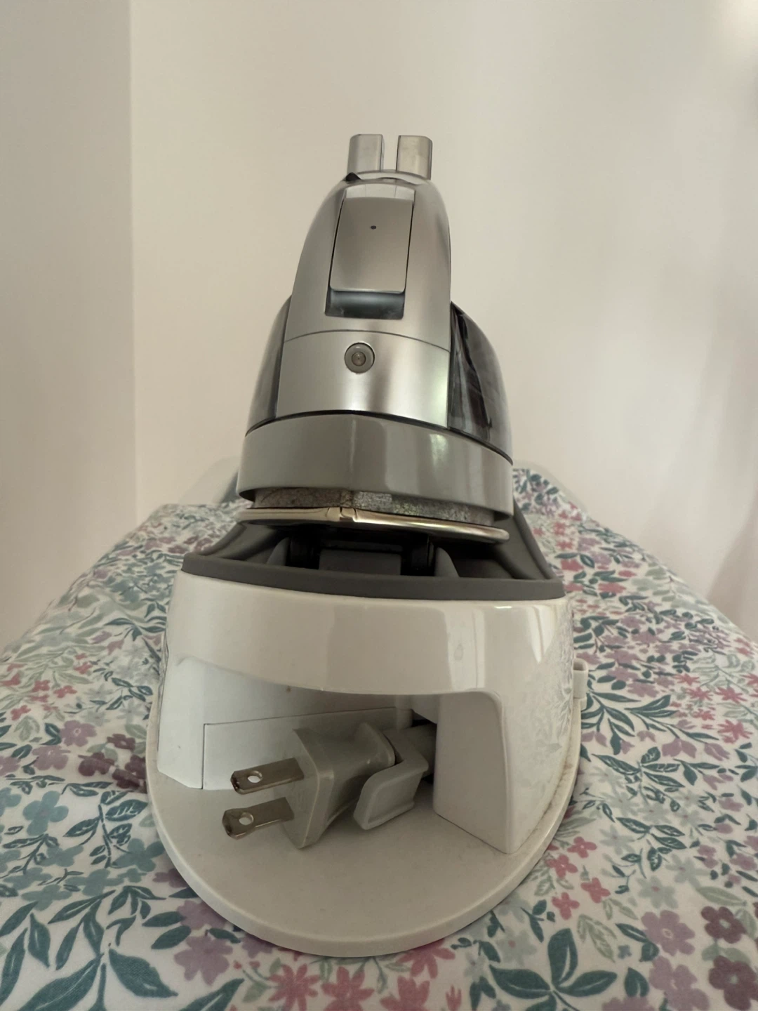 Panasonic Cordless Steam Iron – Excellent Condition - photo 5