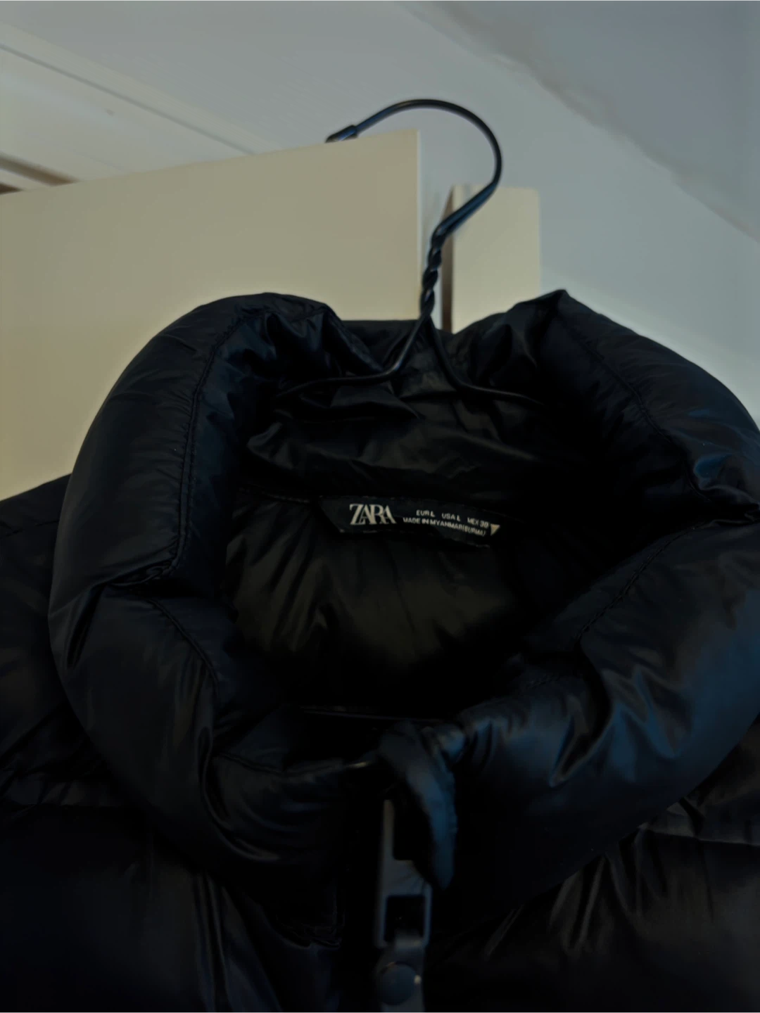 Zara Puffer Vest - Black, Size L - photo 2