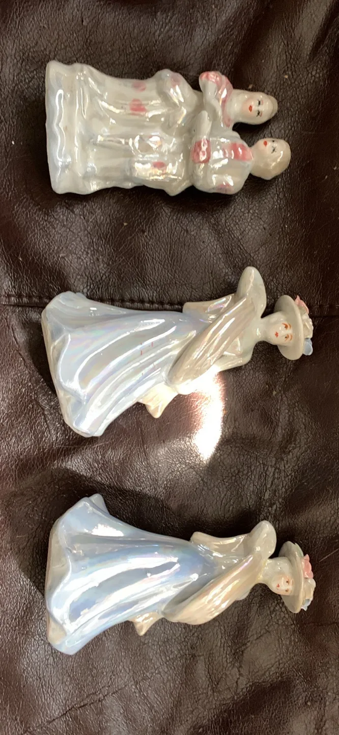 🥕Vintage Porcelain Figurines image indicator(3)