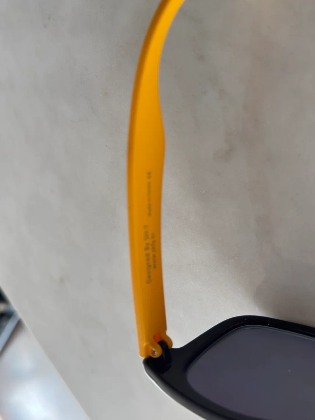 Electric Sunglasses LM001 Black & Yellow image indicator(3)