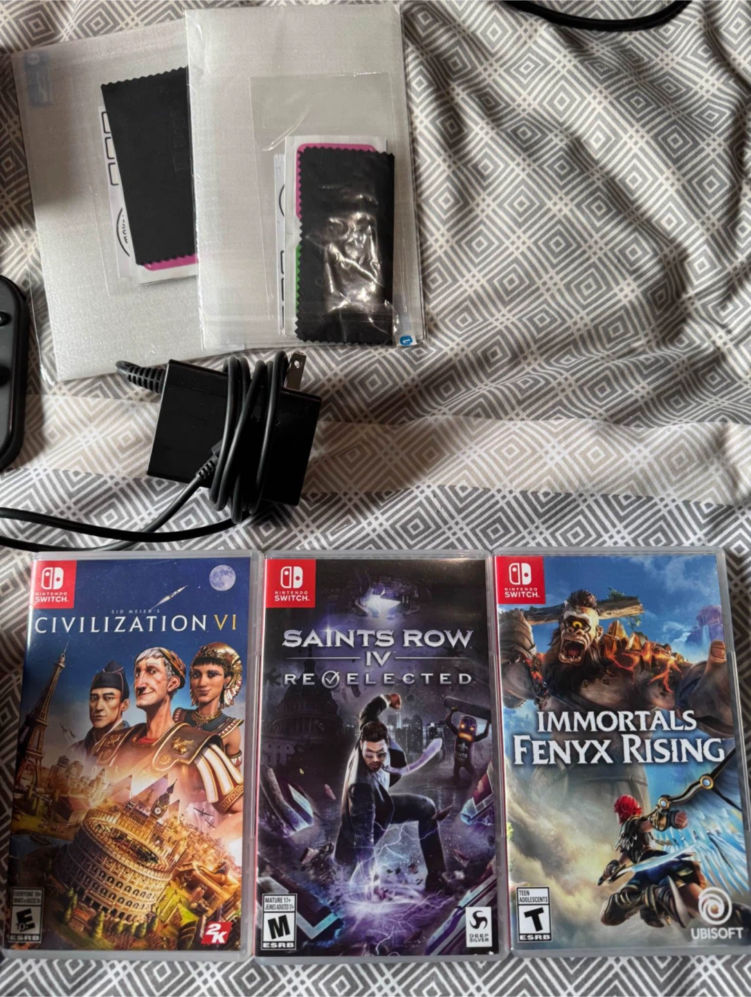 Nintendo Switch Version 2 - photo 4