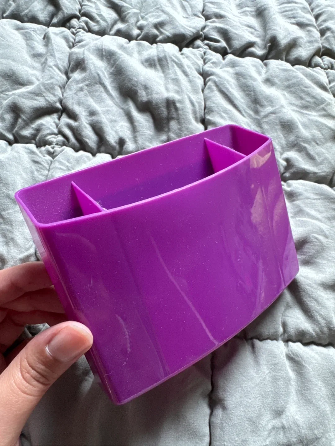 Magnetic Purple Organizer thumbnail