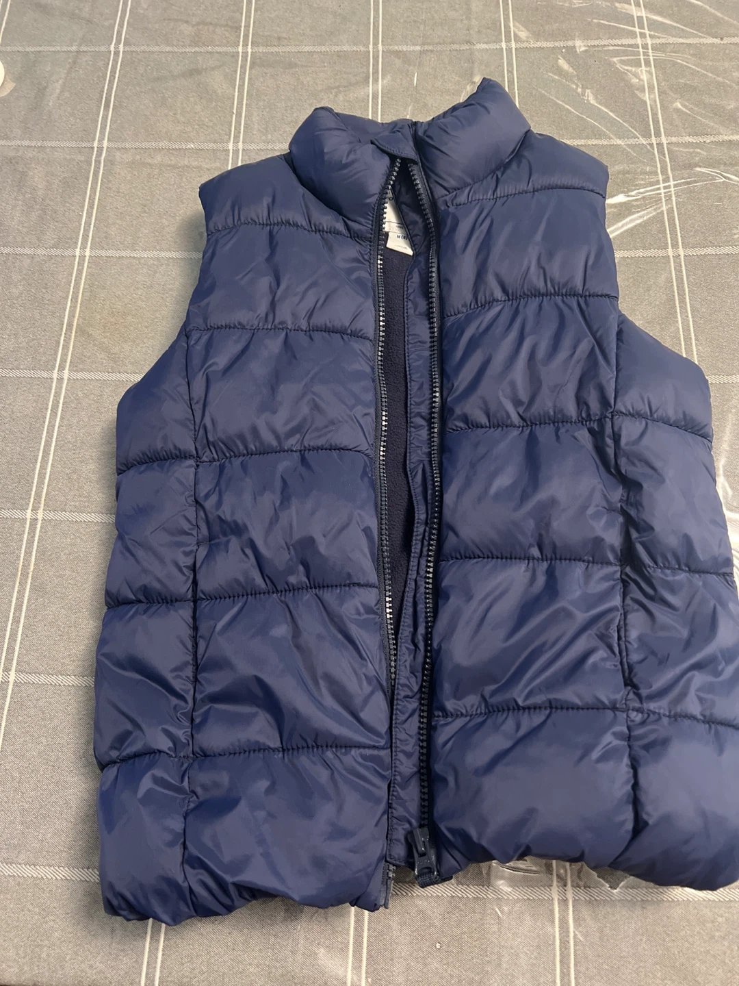 Old Navy Puffer Vest - M (8)