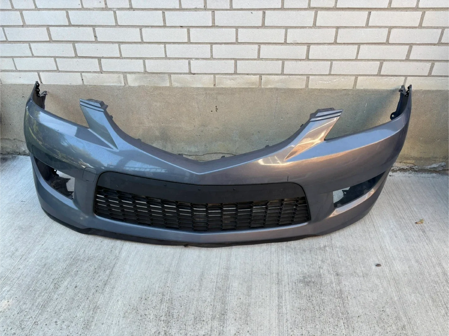 Mazda 5 Front Bumper - Grey thumbnail
