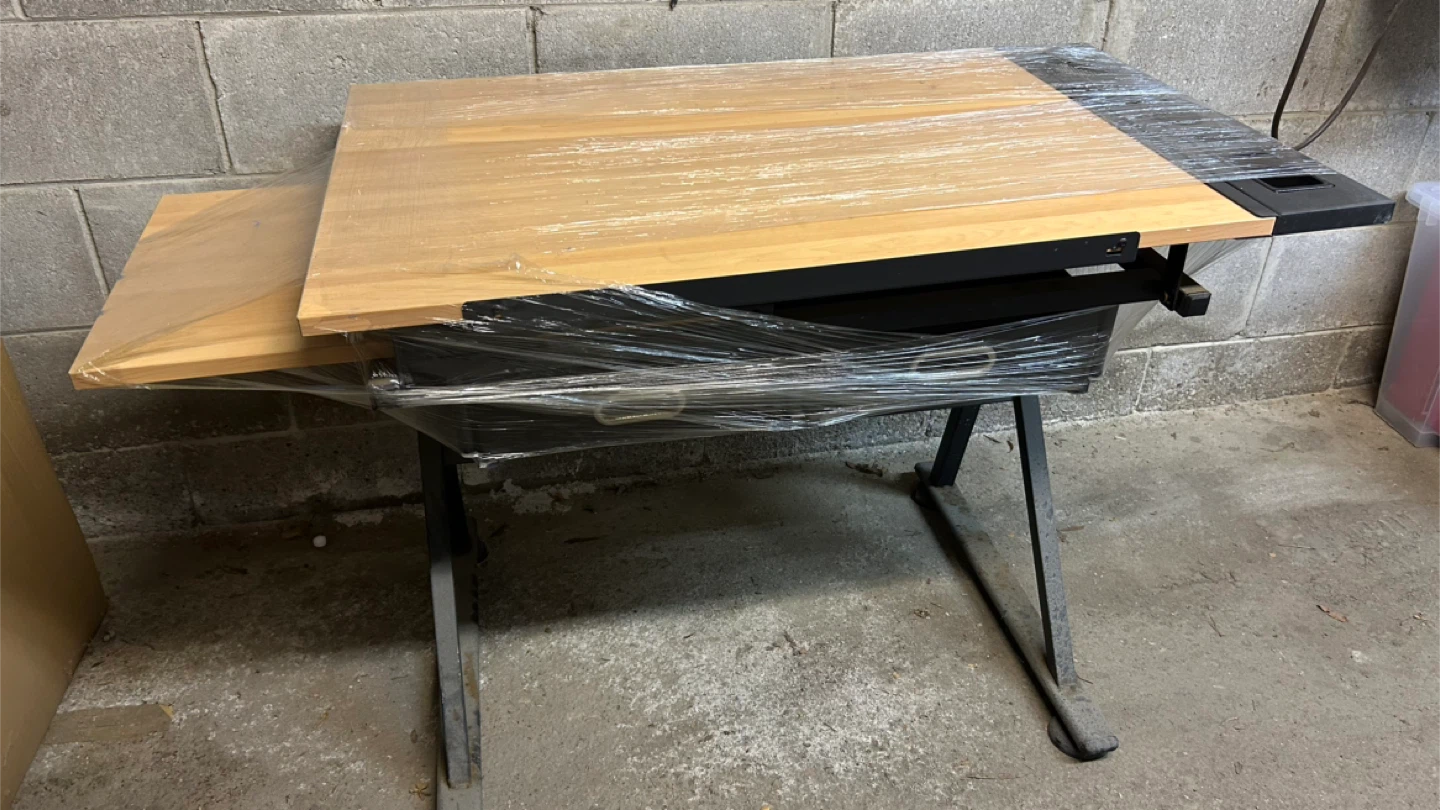 Adjustable Drafting Table