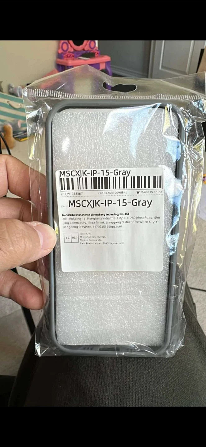 Apple iPhone 15 - Gray with Case image indicator(5)