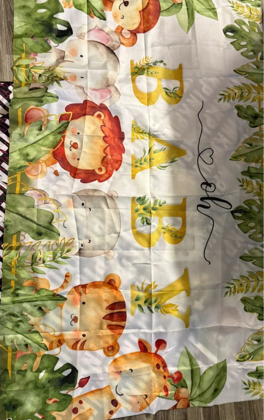 Jungle Theme Baby Shower Decorations thumbnail