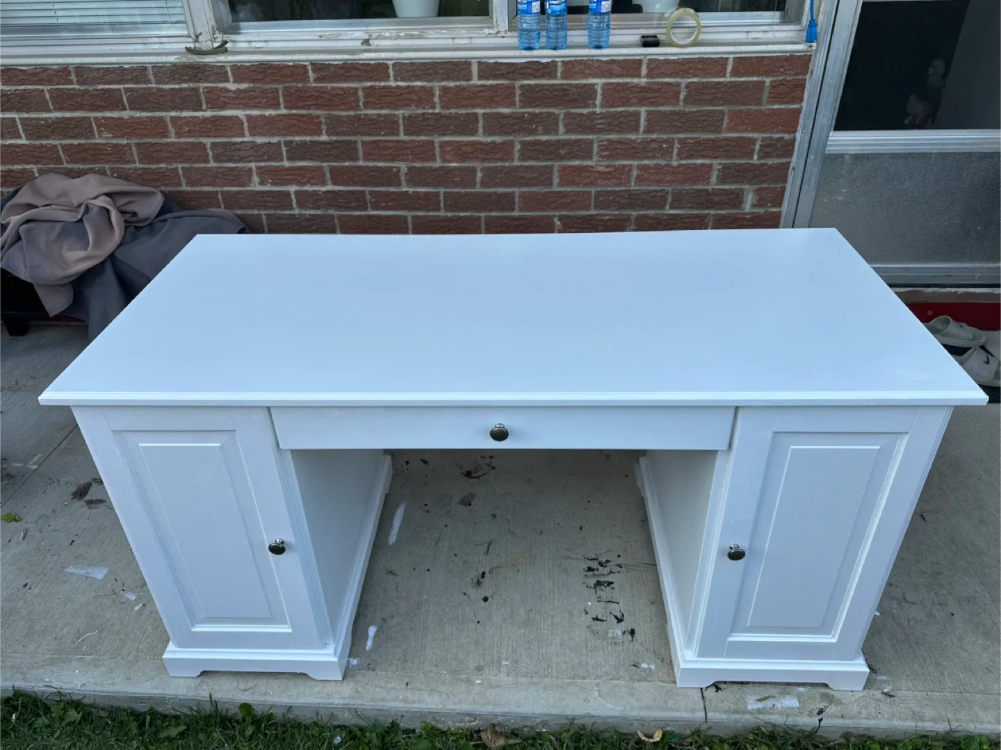 White Wooden Desk with Storage image indicator(5)