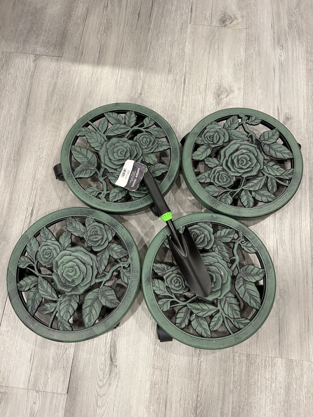 Set of 5 Flower Pot Stand with Throwel