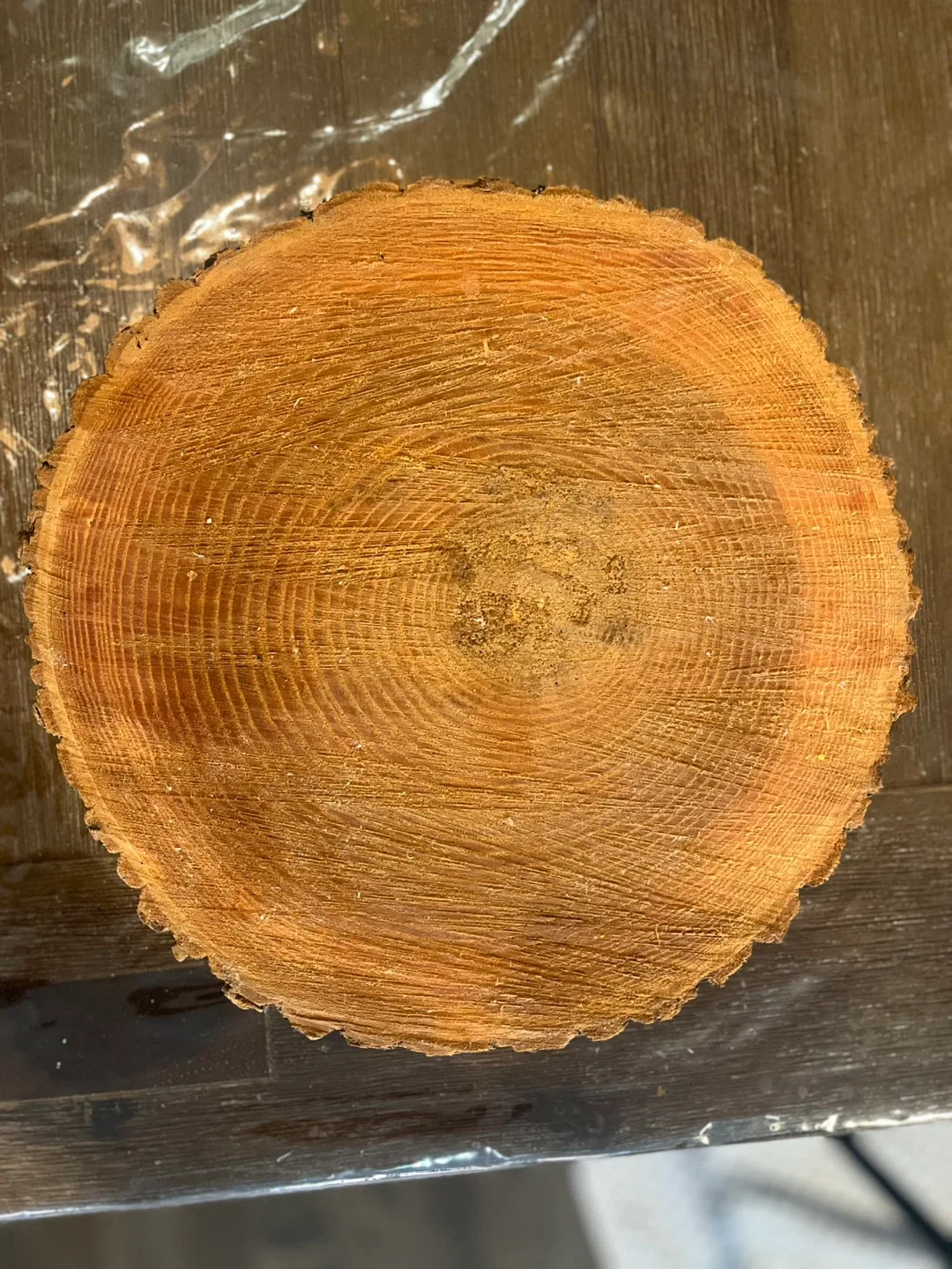 Centrepiece bases (8 pieces) 10 in. D x 1 in. thick wooden slabs image indicator(2)