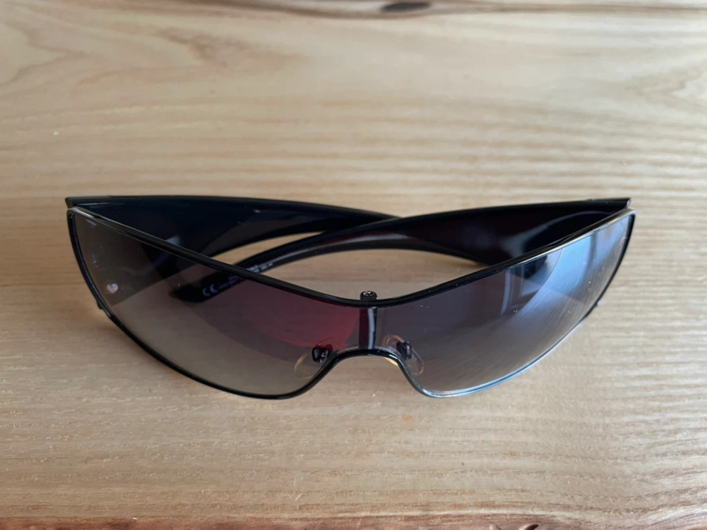Dior Sunglasses with Case - photo 2