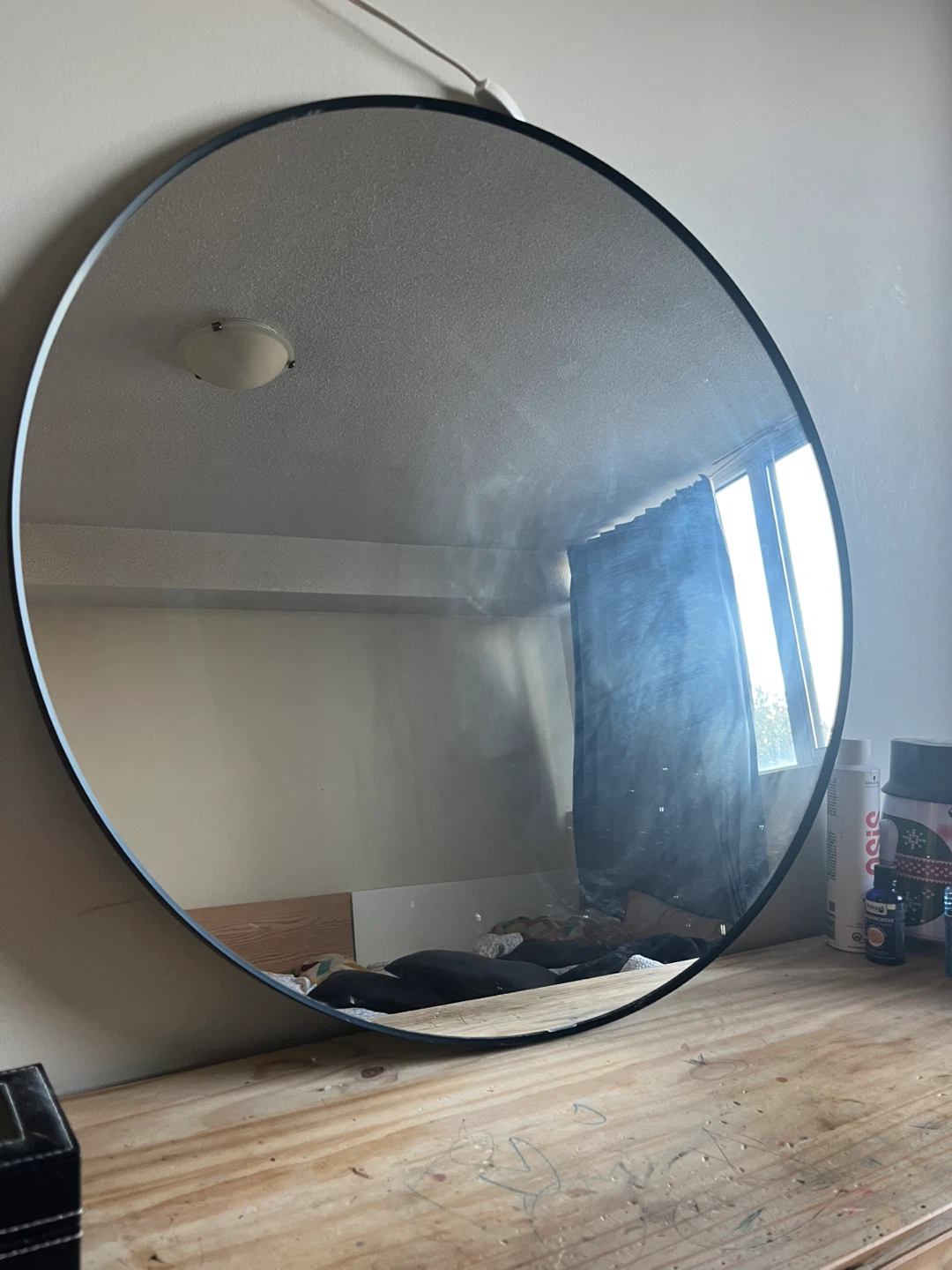 Round Mirror with Black Frame - photo 2
