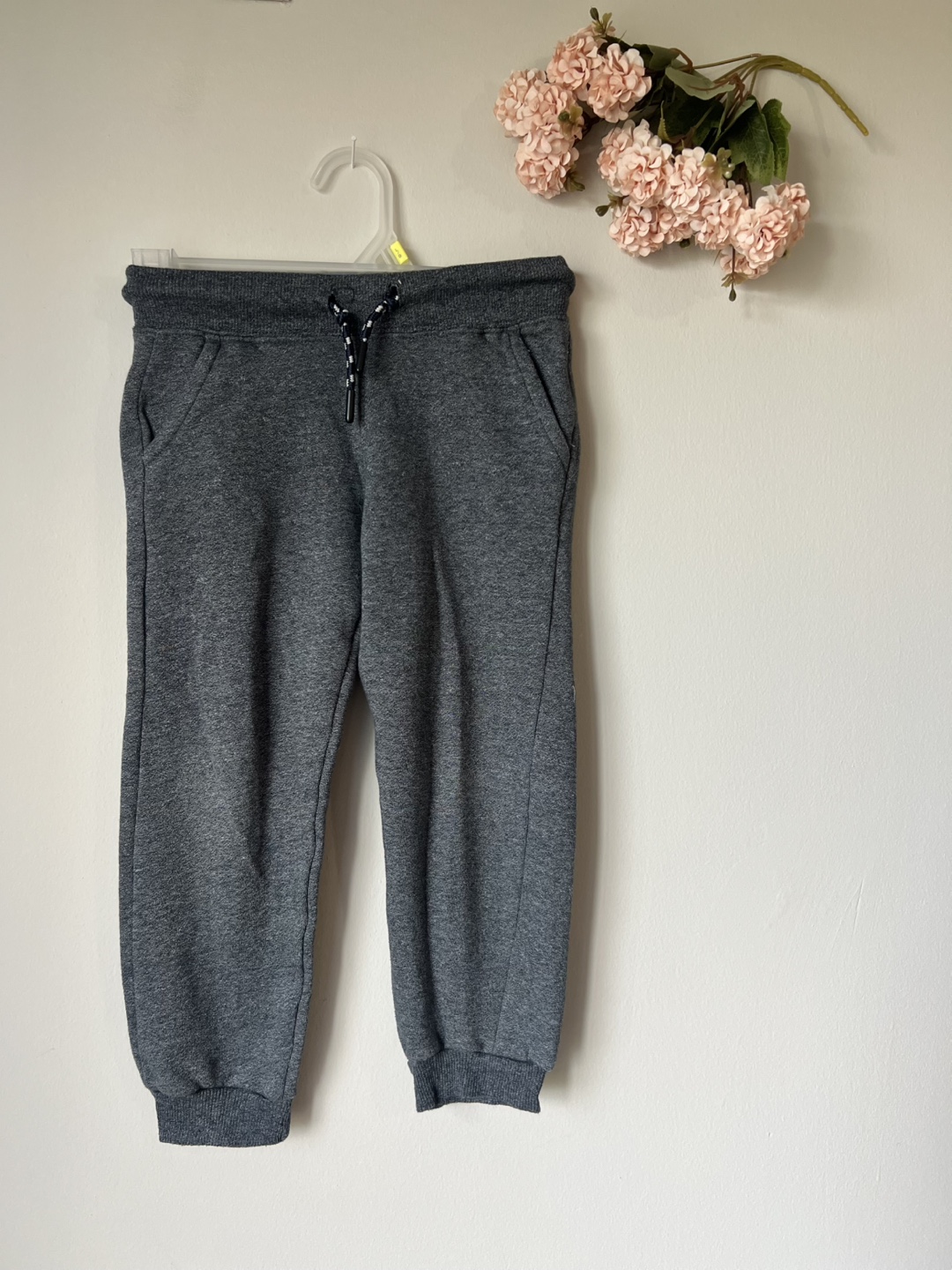 True Indigo & Joe Fresh Pants - Size 6 & 5 - photo 2
