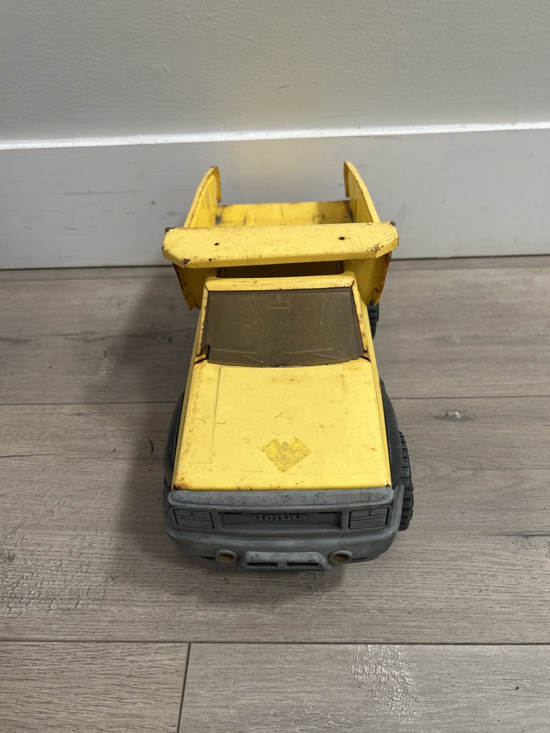 Vintage Tonka small Dump Truck - Yellow