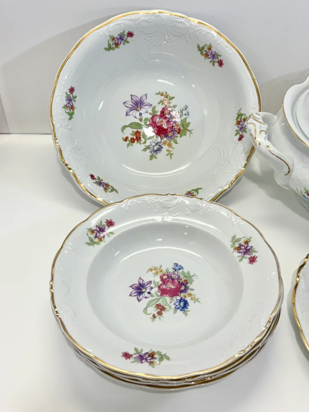 Wawel Poland Genex Floral Dinnerware Set image indicator(3)