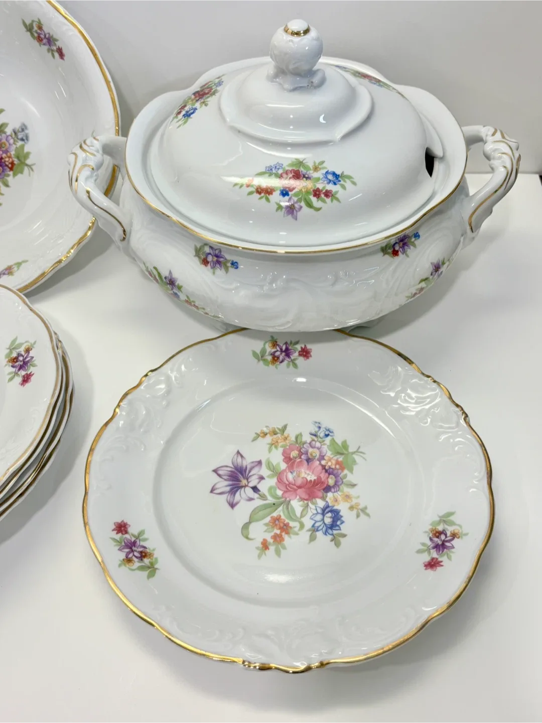Wawel Poland Genex Floral Dinnerware Set image indicator(2)