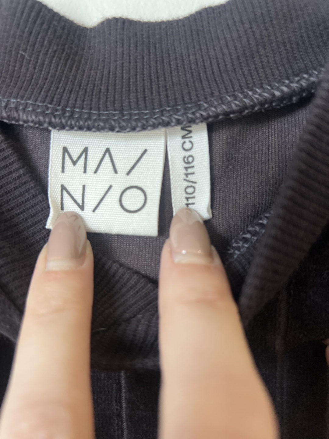 MAINIO Kids dark blue Velvet V-Neck Top Size 110/116 - photo 2
