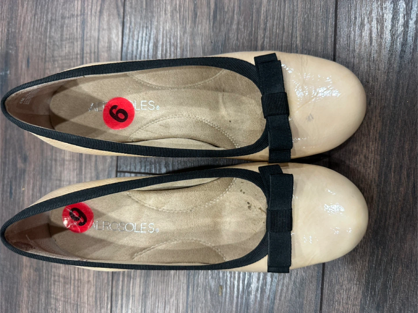 Aerosoles Beige Heels - Size 6
