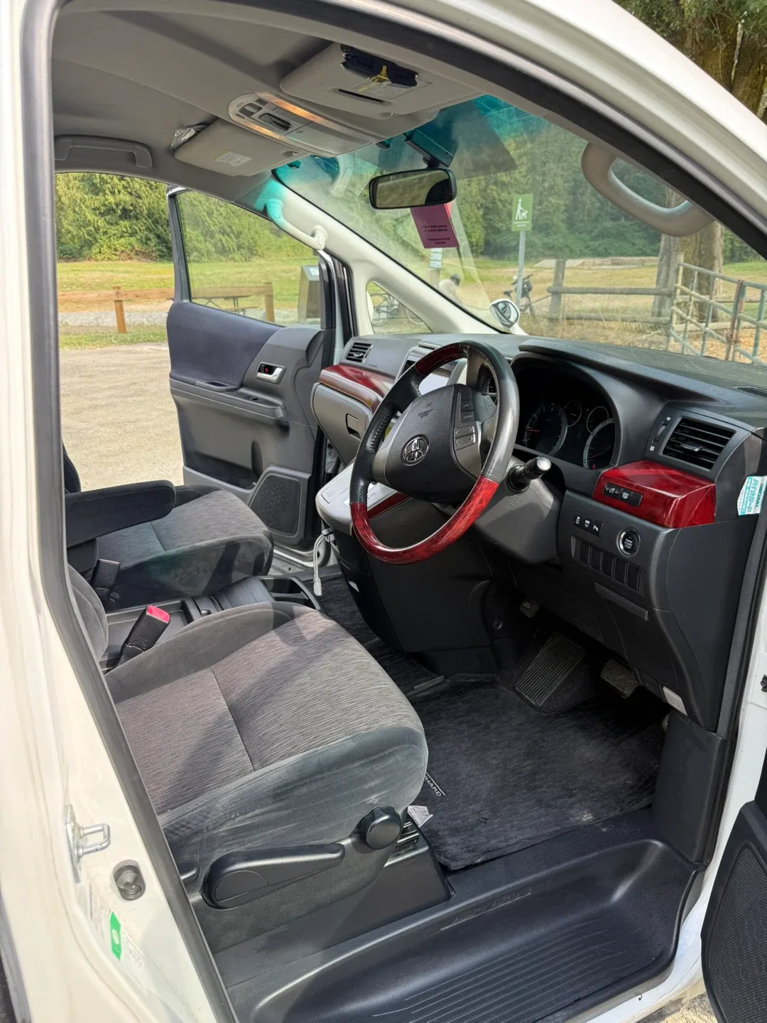 Toyota Alphard image indicator(3)