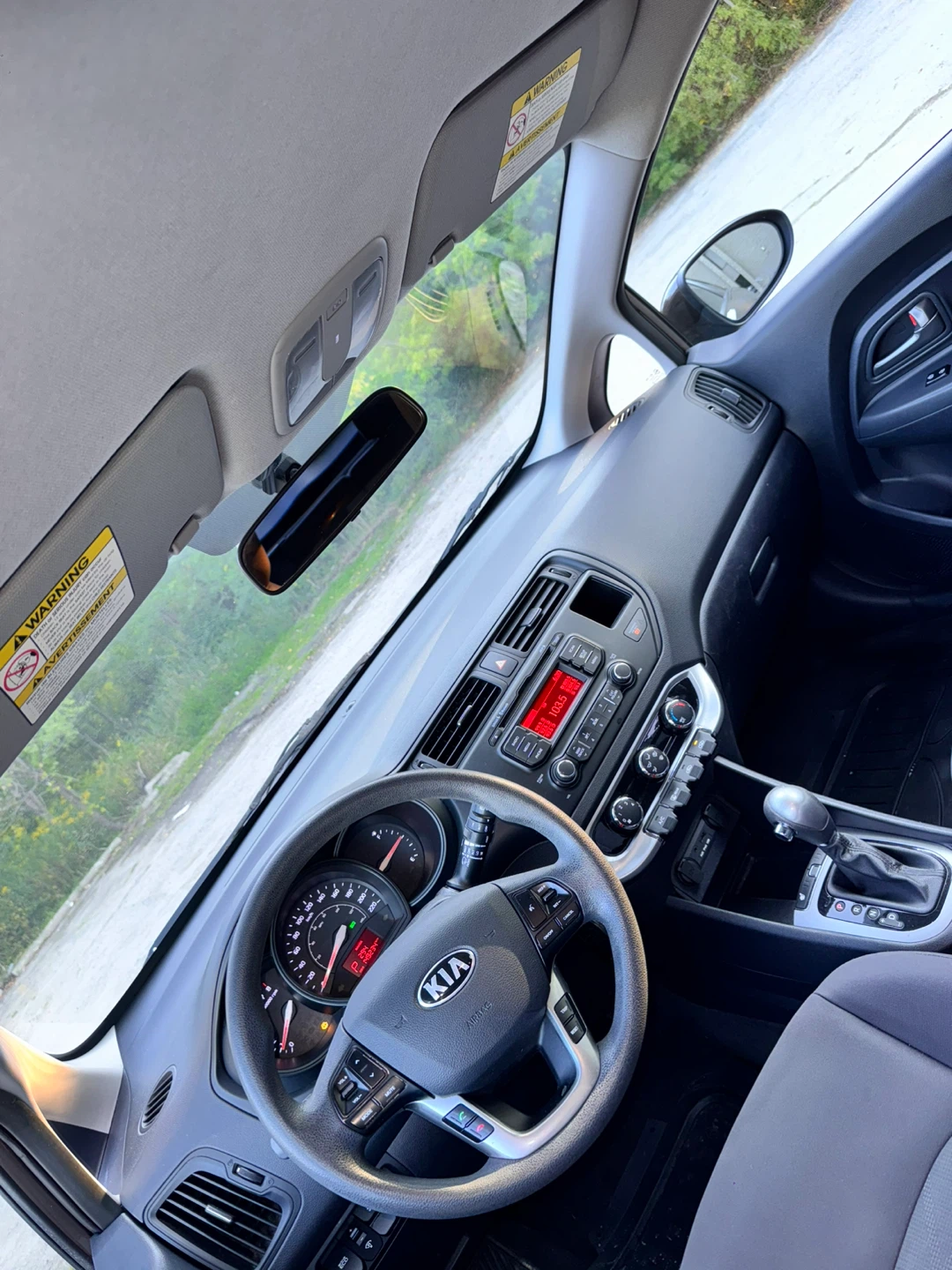 Used Kia Rio - photo 2