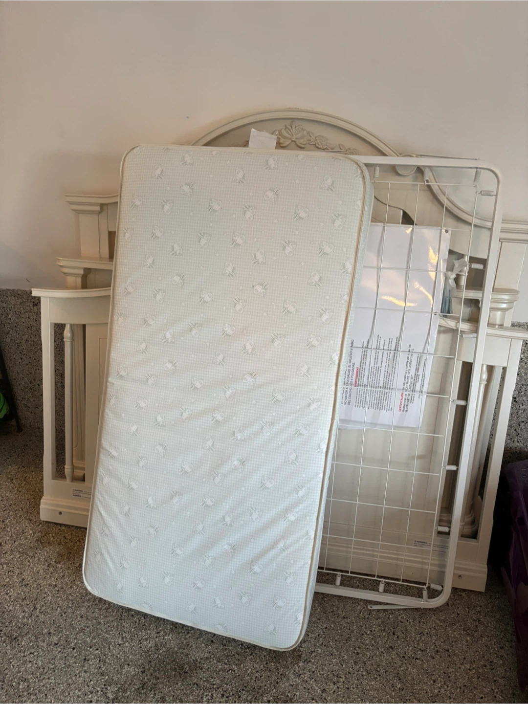 Cream Baby Crib - photo 3