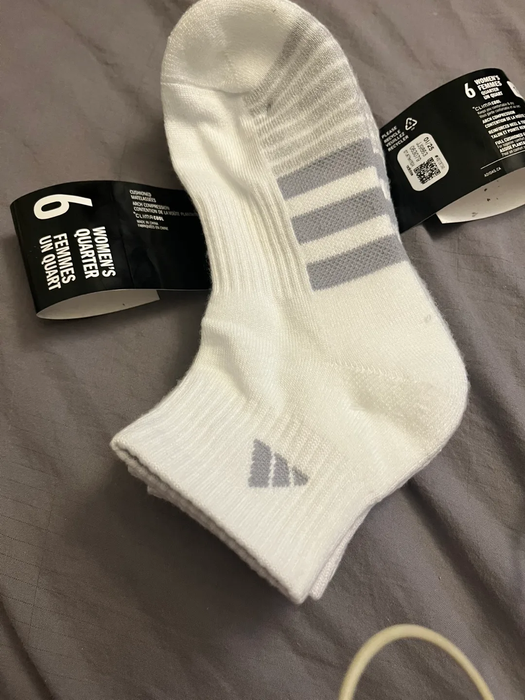 New Adidas Women's Quarter Socks 3 pairs- shoe size 5-10 Size image indicator(3)