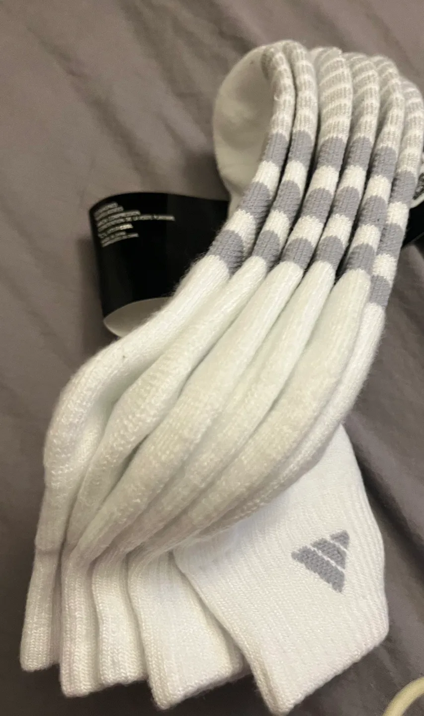 New Adidas Women's Quarter Socks 3 pairs- shoe size 5-10 Size image indicator(5)