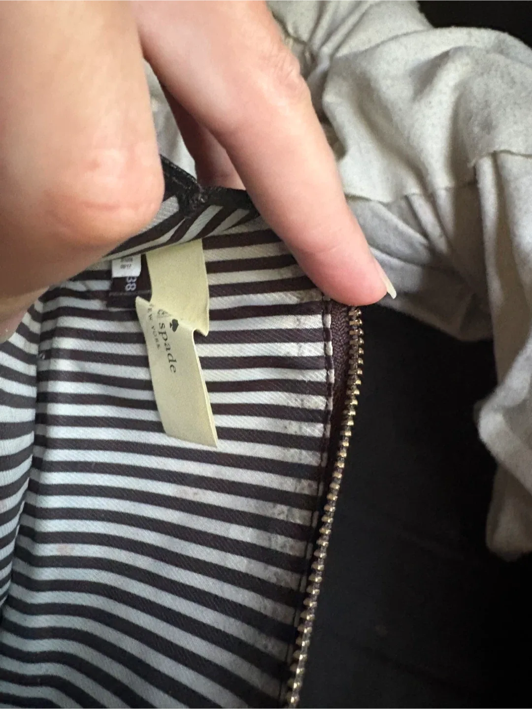 Kate Spade Black Wallet image indicator(7)