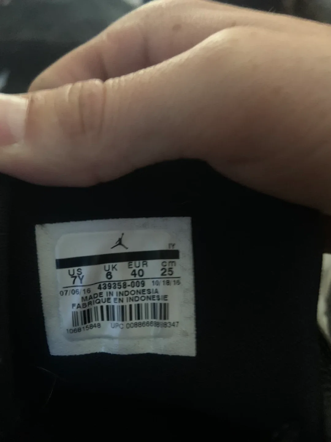 Jordan 13 Retro Basketball Shoes - Size 7Y image indicator(3)