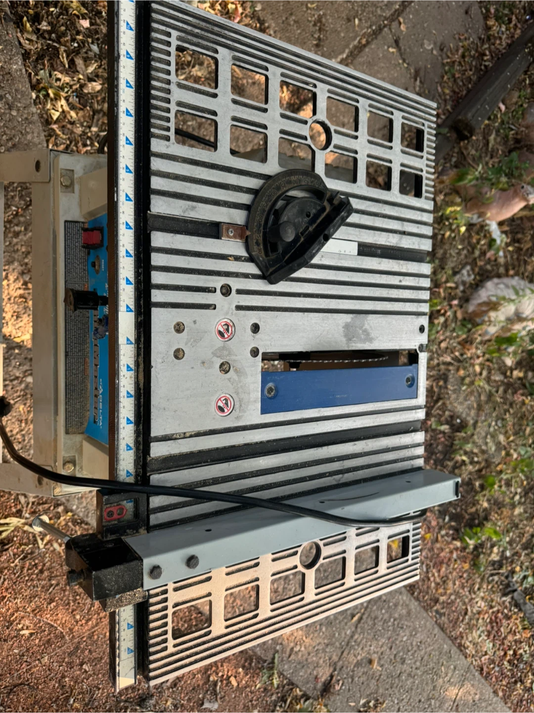 Delta ShopMaster Table Saw - photo 2