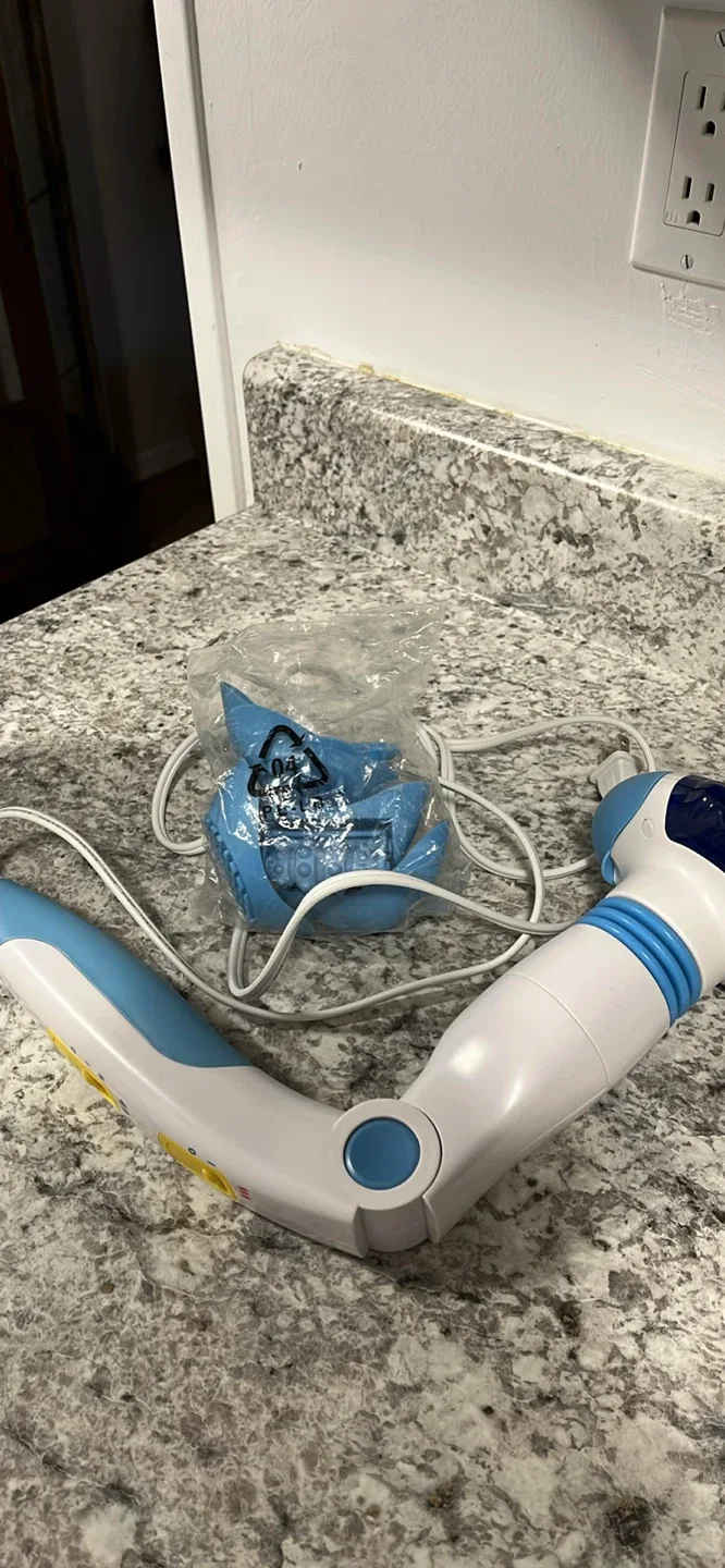 Dr. Scholl's Comfort Gel Thermal Massager with Attachments image indicator(3)