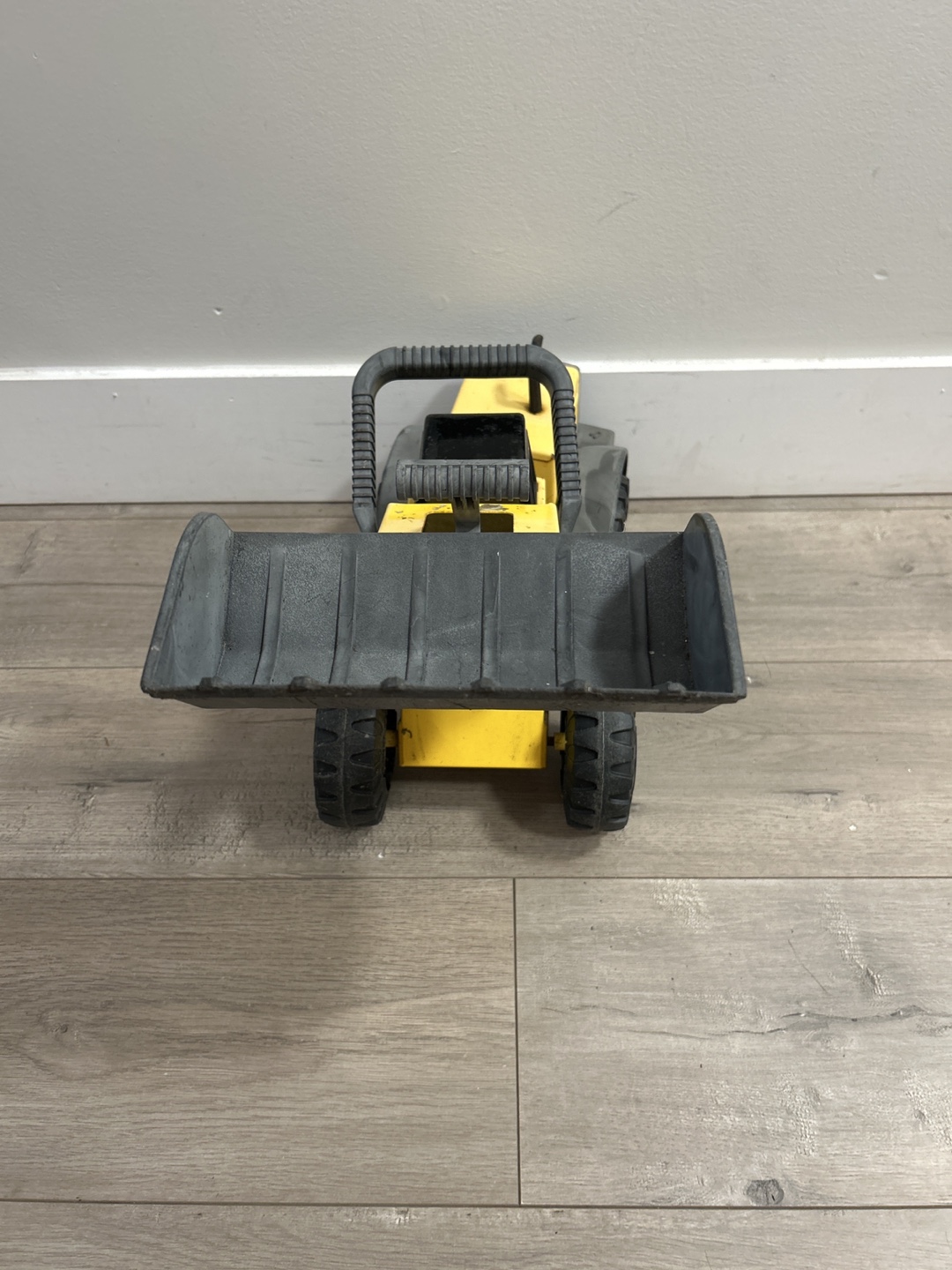Tonka Front Loader Toy Truck - Yellow - photo 2