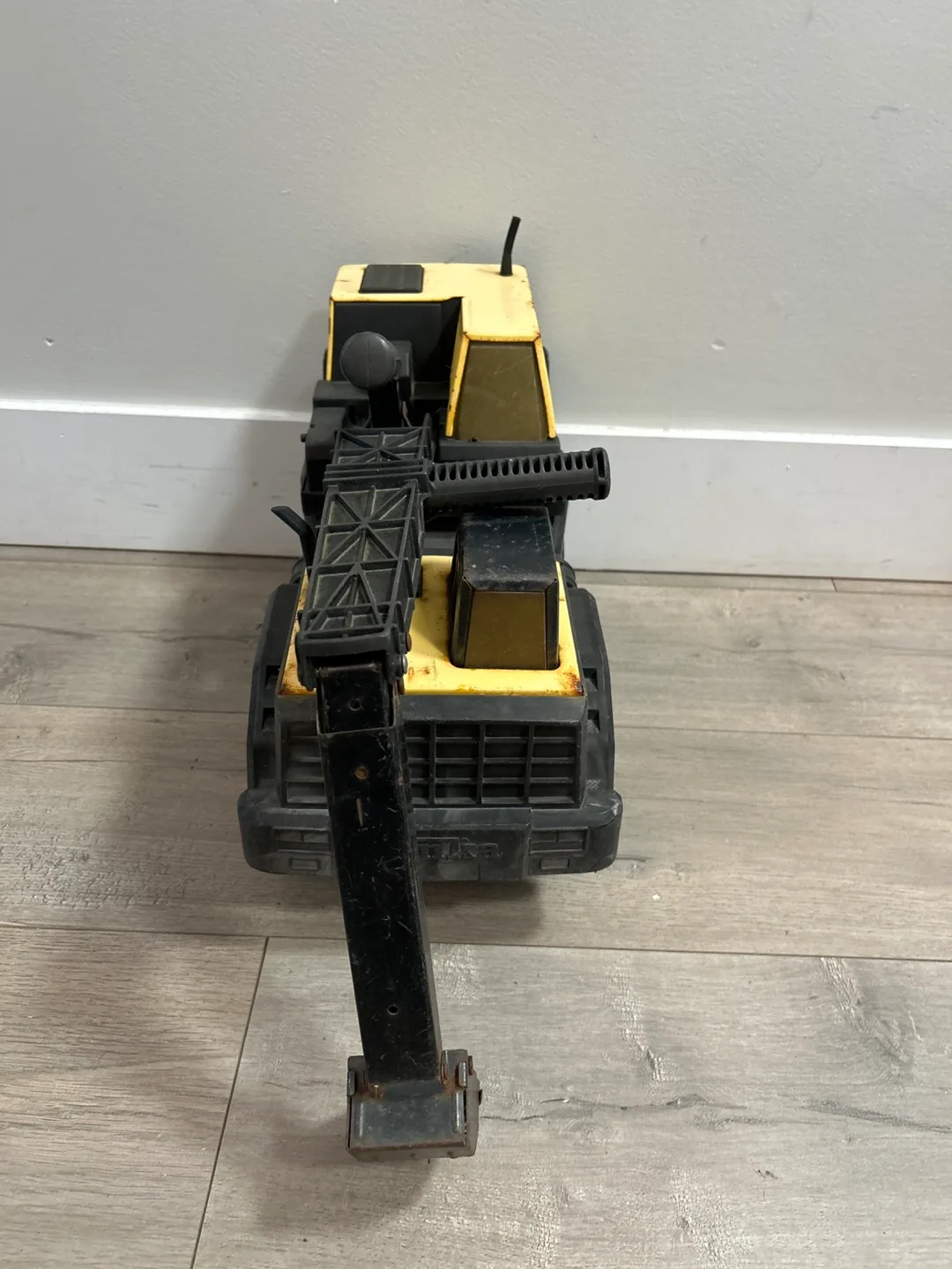 Vintage Tonka excavator image indicator(7)